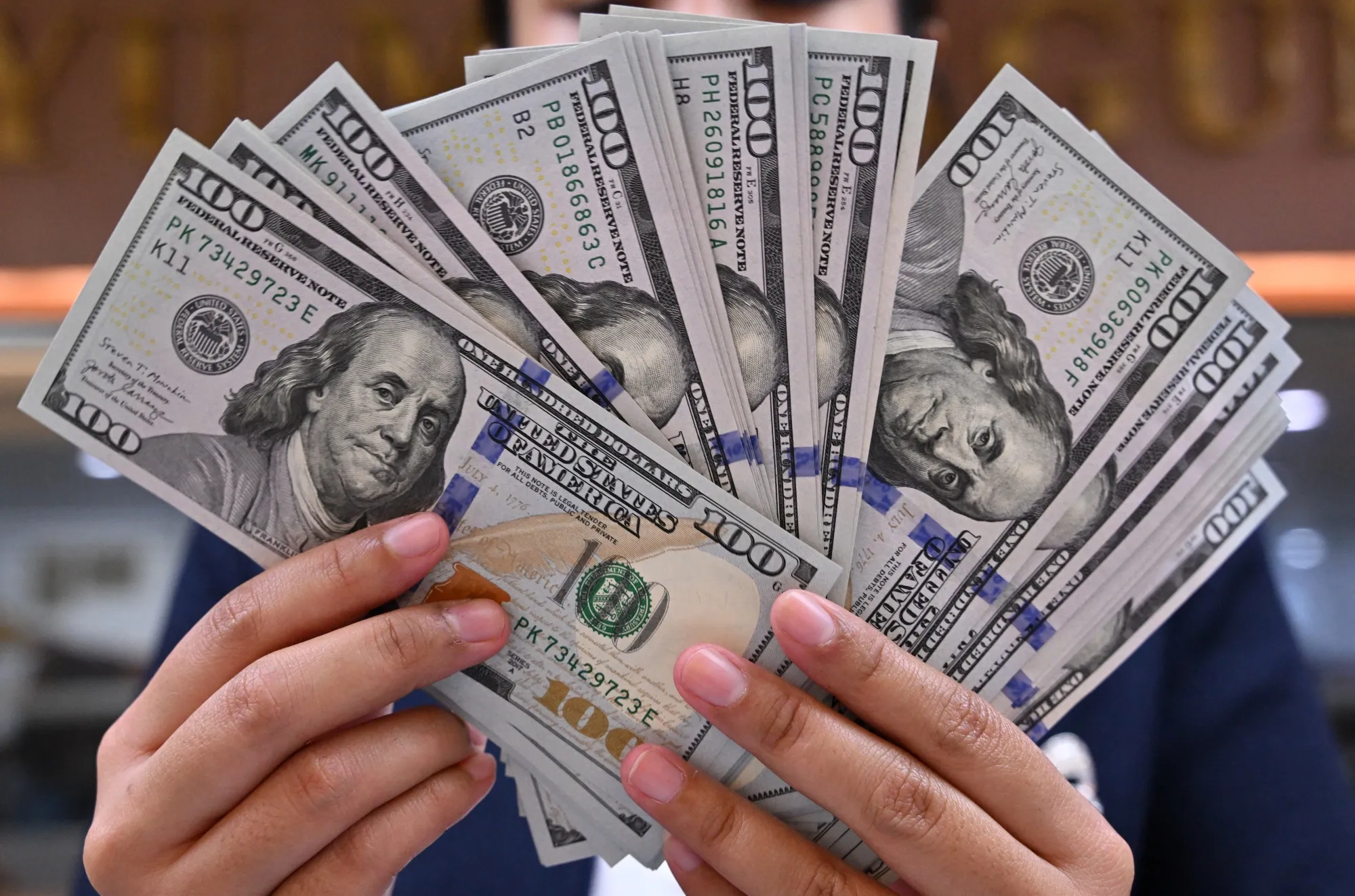بررسی ارز حاصل از صادرات، رفع تعهد ارزی